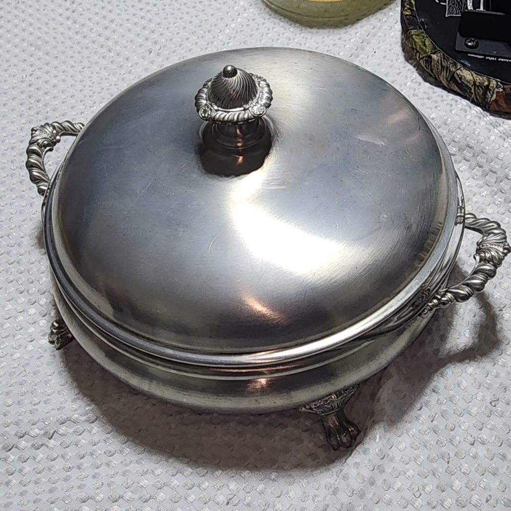 VINTAGE COLONIAL BOARDMAN PEWTER SERVER WITH PYREX 2 QT GLASS BOWL SET RARE